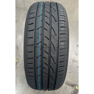 Pneus sport FC19 235/50ZR19 XL fournis par l'usine, avec un design à rainures multiples internes pour une évacuation efficace de l'<span class=keywords><strong>eau</strong></span> et une meilleure adhérence. - Product Image 2