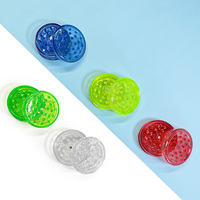 Kundenspezifisches Logo 60mm Tragbarer Kunststoff Kräuter- & Tabak-Grinder Mini Kleiner Trockengewürz-Mühle Spiegel-Technik Großhandel Rauchpfeifen
