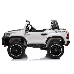 Proveedor Chino al por Mayor 2025 Coche de Juguete para Niños <span class=keywords><strong>Toyota</strong></span> <span class=keywords><strong>Hilux</strong></span> 2019 con Licencia de 4 Motores 24V y Control Remoto 2.4G - Product Image 3