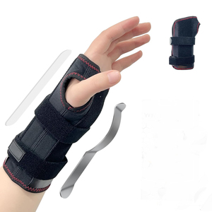 Attelle de <span class=keywords><strong>poignet</strong></span> réglable en néoprène avec fermeture auto-agrippante pour tenosynovite, syndrome du <span class=keywords><strong>canal</strong></span> <span class=keywords><strong>carpien</strong></span>, tendinite, entorses, fracture - Modèle classique - Product Image 3