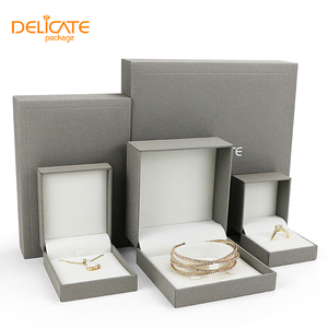 Custom With Logo Gift Storage Luxury Velvet Travel Jewelry Box Packaging cajas para anillos