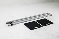 Support de toile de fond réglable et personnalisable pour événements et mariages, avec barre transversale verticale et flight case