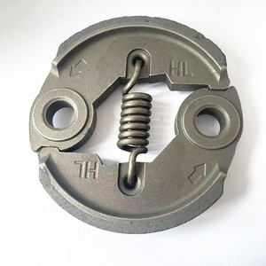 <span class=keywords><strong>Embrayage</strong></span> en fer métallique de bonne qualité pour moteur de débroussailleuse à essence 43cc 49cc 52cc - Product Image 4