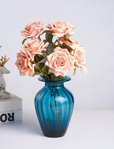 Fleurs artificielles hydratantes au toucher réel, roses décoratives pour mariage, bouquet de roses blanches en latex, fleurs au toucher réel - Product Image 2