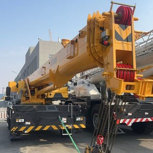 Grue tout-terrain XCR25L5 la plus vendue, capacité de levage de 25 tonnes, grue sur camion utilisée pour les ponts municipaux - Product Image 6