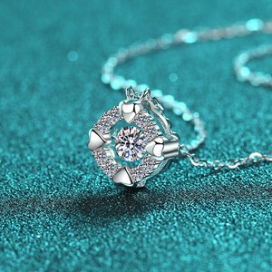 Moda Moissanite Diamond Jewelry 0.5ct Heart Collar redondo Real 925 Cadena de plata para mujeres Joyería de compromiso - Product Image 4