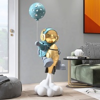 Vente en gros de statue d'astronaute fusée 3D Figurine Spaceman en résine artisanale pour la décoration intérieure avec des motifs d'animaux et d'anime