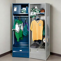 Casiers de vestiaire en acier métallique, modernes et peu encombrants, adaptés aux sites sportifs et aux écoles, avec tringles à vêtements