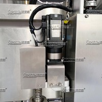 Capsuleuse de suivi à 2 têtes haute vitesse |   Solution de capsulage de précision