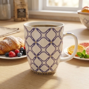 Mug en céramique à motif écossais de Noël avec décalque doré personnalisé blanc - Product Image 1