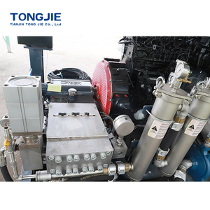 Système de jet d'eau ultra haute pression entraîné par <span class=keywords><strong>moteur</strong></span> <span class=keywords><strong>diesel</strong></span> utilisé pour le décapage de lignes de passage à niveau zébrées - Product Image 3