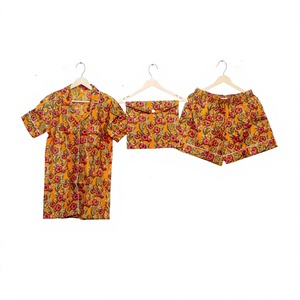 Women's Floral Print 100% Cotton Pajama <b>Set</b> Short Sleeve Turn-Down Collar Summer Casual Sleepwear With Button Fly Mid Rise Short - Product Image 1