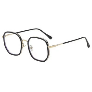 <span class=keywords><strong>Monture</strong></span> <span class=keywords><strong>de</strong></span> lunettes tendance, nouvelle, grande taille, unie, avec un look haut <span class=keywords><strong>de</strong></span> gamme, modèle pour femmes, lunettes photochromiques et anti-lumière bleue - Product Image 5