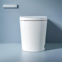Articles sanitaires modernes automatiques montés au sol Capteur de pied de chasse automatique allongé Réservoir d'eau dissimulé Toilette intelligente intelligente