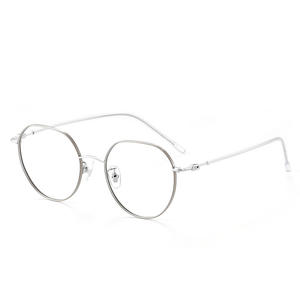 Monture de lunettes géométrique Mirror One Factory 5309 légère, monture complète, pour femmes, avec verres en polycarbonate - Product Image 4