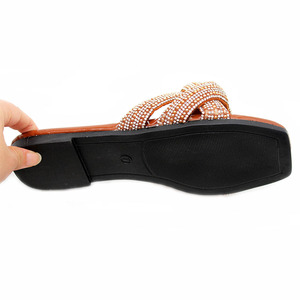 High-quality Fashionable Outdoor Summer New Design Ladies' Slip-on Sandals, Glittering Beachwear Ladies' slippers - Product Image 6