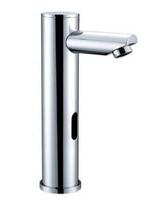 Robinet à capteur chromé en acier inoxydable 304 pour lavabo commercial OEM/ODM, avec une durée de vie allant jusqu'à 500 000 utilisations
