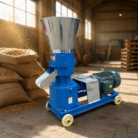 Granulateur d'aliments pour animaux à usage agricole pour la fabrication de granulés d'aliments pour volailles, bovins, ovins, caprins et poissons
