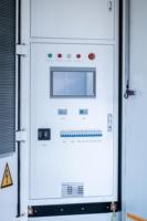 Conteneur de stockage d'énergie à batterie liquide LiFePO4 pour extérieur, 400V 2170kWh, pour applications hors réseau, sur réseau et alimentation de secours