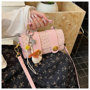 Sacs à main de créateurs de marque, style ethnique, sacs bandoulière à rivets pour femme, sacs à bandoulière chics pour femme, sacs à main élégants pour femme, stock en gros - Product Image 1