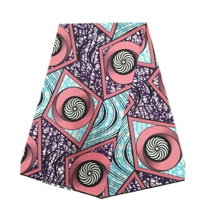 Tissus africains imprimés à la cire 2023, vente <span class=keywords><strong>en</strong></span> gros, nouveau modèle, 100% polyester, tissu Ankara doublement imprimé à la cire - Product Image 6