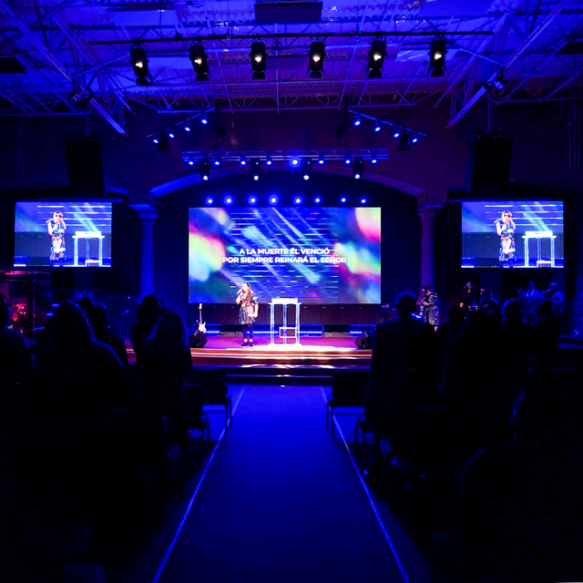 SMD P2.5 Indoor Full Color LED Display Screen Fixed Pitch for Church and Video Wall Panel for Giant Gob Applications