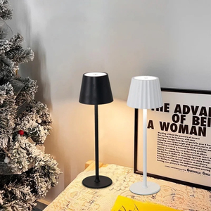 Lámpara de Mesa Moderna con Pantalla de Cristal y Base de Latón, Interruptor de Botón, Luz LED Cálida Blanca, CRI 90, Base para Bombilla AC E26, Decorativa - Product Image 1