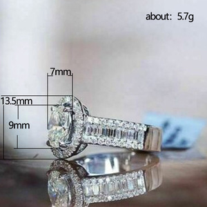 Anello ovale scintillante a quattro punte per donna, elegante e delicato gioiello da dito alla moda - Product Image 4