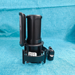 Microphone d'enregistrement SM4 : Capturez <span class=keywords><strong>des</strong></span> enregistrements professionnels de voix et d'<span class=keywords><strong>instruments</strong></span> avec protection contre les interférences audio prête à l'emploi pour le mixage. - Product Image 3