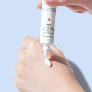 NOUVELLE Crème Visage à la Nicotinamide Lotion Efficace <span class=keywords><strong>Anti</strong></span>-<span class=keywords><strong>Taches</strong></span> Blanchissante Atténuation des <span class=keywords><strong>Taches</strong></span> Sombres Crème <span class=keywords><strong>Anti</strong></span>-<span class=keywords><strong>Taches</strong></span> de Rousseur avec Arbutine comme Ingrédient Principal - Product Image 5