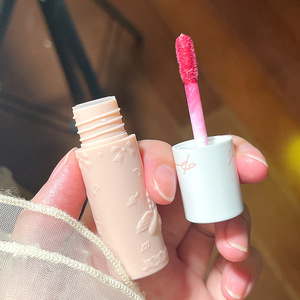 Más popular <span class=keywords><strong>Cruel</strong></span> Free Organic Smoothing Velvet Matte 6 colores Cute Girls Beauty Liquid Lipstick - Product Image 5