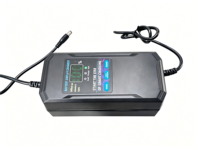 Chargeur de batterie au lithium 84V 88.2V 72V 2A à charge rapide avec coupure automatique et protection OTP pour chariots élévateurs et trottinettes – Garantie 12 mois