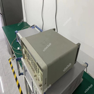 Keysight/ Agilent / HP 8648D Synthesized RF <b>Signal</b> <b>Generator</b>, 9 kHz to 4000 MHz - Product Image 3