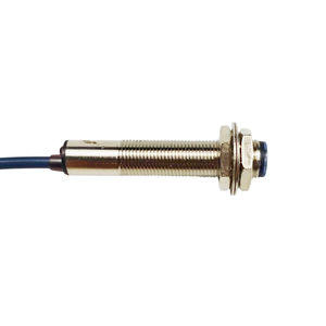 लंबी दूरी 0-5 सेमी सेंसिंग रेंज एंटी-हस्तक्षेप डिफ्यूज़र चिंतनशील फोटोइलेक्ट्रिक सेंसर आईपी 67 सुरक्षा धातु का पता लगाने - Product Image 1