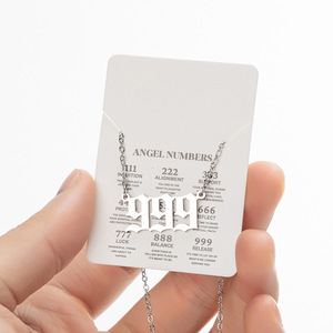 สร้อยคอสแตนเลสแบบใหม่ทำจากเหล็กรูปนางฟ้าสร้อยคอสามรูปพร้อมการ์ด - Product Image 5