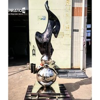 Sculpture murale abstraite moderne en FRP, élégante texture circulaire en fibre de verre pour le mur de fond de réception de bureau