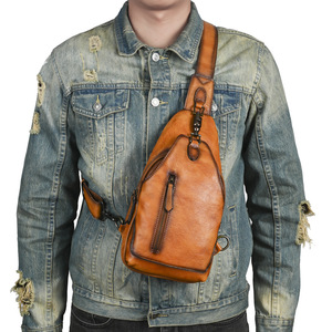 Bolso de pecho de cuero genuino para hombre, color marrón café, de gran capacidad, para viajes de ocio - Product Image 1