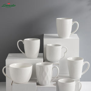 Tazas de Café de Porcelana Blanca con Logotipo Personalizado al por Mayor, Diseño Moderno con Relieve Esculpido, Ecológicas y Duraderas |   En stock - Product Image 2