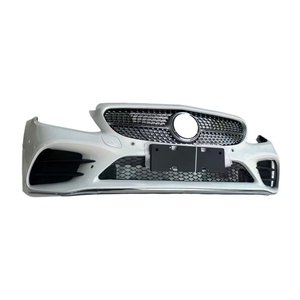 Kit de pare-chocs avant pour <span class=keywords><strong>Mercedes</strong></span>-Benz <span class=keywords><strong>Classe</strong></span> C (W205) édition Sport, adapté à la mise à niveau des modèles plus anciens vers des modèles plus récents - Product Image 1