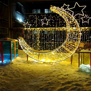Lumière LED dorée à motif lune de Ramadan pour une ambiance festive de l'Aïd dans les hôtels, les jardins, les entrées de centres commerciaux et les places publiques - Product Image 1