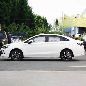 Voiture berline compacte BAIC U5 PLUS essence, modèle 2021, 5 portes, automatique, à vendre. Bon prix, dépôt requis. - Product Image 6
