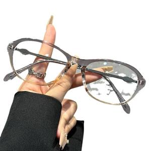 Lunettes optiques ovales anti-lumière bleue TR38032 pour unisexe avec verres en PC et fonction de protection contre la lumière bleue - Product Image 1