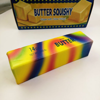 En gros, Bloc de beurre à dégradé arc-en-ciel, jouet anti-stress souple à remontée lente, en forme de beurre réaliste, jouet sensoriel et accessoire de décoration
