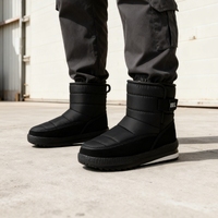 Nouvelles bottes de neige pour hommes imperméables noires, classiques, antidérapantes, confortables, chaudes, mi-mollet, semelle épaisse, légères, décontractées, chaussures d'hiver pour l'extérieur