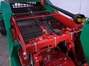 Высокоэффективный 2-рядный зерноуборочный комбайн для картофеля/лука 540 об/мин - Product Image 3