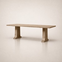 Table à manger rectangulaire en chêne clair rustique contemporain avec pieds en forme de piédestal évasé pour projets résidentiels et intérieurs commerciaux