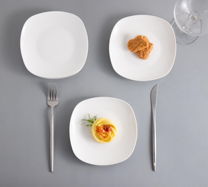 Assiette carrée à coins arrondis en porcelaine fine de 7 pouces, en stock, prix usine, vente en gros, logo personnalisé pour hôtels et restaurants - Product Image 3