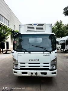 Camion <span class=keywords><strong>frigorifique</strong></span> Isuzu KV600 Classis d'<span class=keywords><strong>occasion</strong></span> + Nouveau camion <span class=keywords><strong>frigorifique</strong></span> 5T 4*2 - Product Image 2