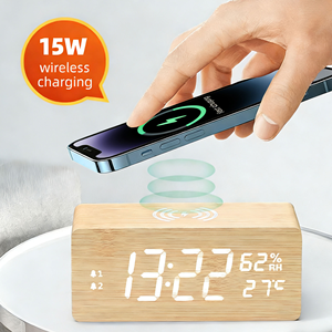 นาฬิกาปลุกไม้ดิจิตอลตั้งโต๊ะ พร้อมที่ชาร์จไร้สาย ควบคุมด้วยเสียง แสดงผล LED พร้อมวัดอุณหภูมิ ความชื้น และวันที่ - Product Image 3