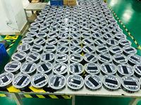 Bornes routières circulaires solaires intégrées IL300 D143 150 en aluminium, bornes routières solaires à LED œil de chat